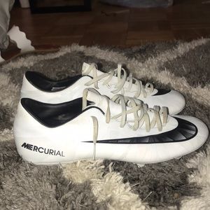 Nike CR7 Mercurial White cleats